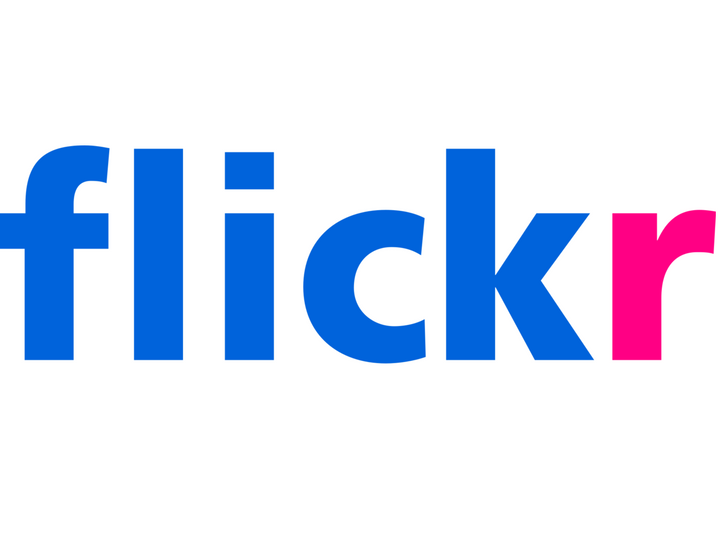 the flickr logo.
